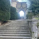 Du Chateau *